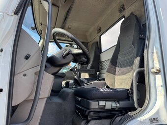 DAF LF 45.220, 11,99T, ROK 2012, NOVÝ NOSIČ CHARVÁT CTS 08 - 13