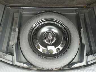 VW Touran 2.0TDi 103KW 11/2010 tažné zařízení - 13