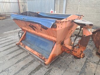 Sypací nàstavba pro menši auta multicar - 13