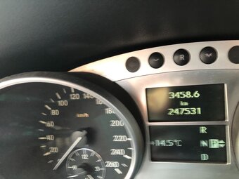 Mercedes-Benz ML320 - 13