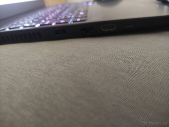 Predám herní notebook lenovo - 13