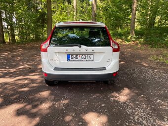 Volvo XC60 2009, 2.4 Diesel - 13