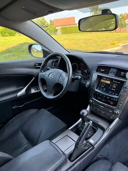 Lexus IS250, V6, RWD, rok 2009 - 13