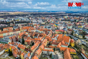 Prodej bytu 2+1, 86 m², Cheb, ul. Dlouhá - 13