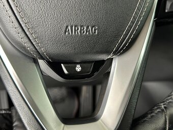 BMW 520d SportLine Webasto Tažné - 13
