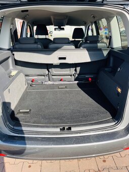 Volkswagen Touran TDI 1.6 - 13