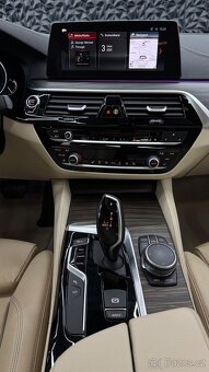 BMW 530i xDrive,G30,Luxury Line,ČR,DPH,Nový motor,servis BMW - 13