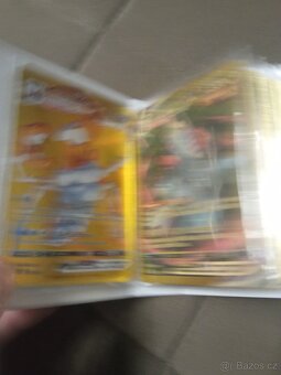 Prodám pokémon album se zlatimy kartami - 13