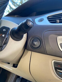 Renault megane scenic - 13
