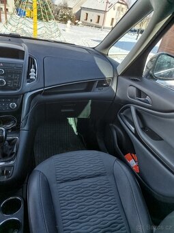 Opel Zafira c - 13