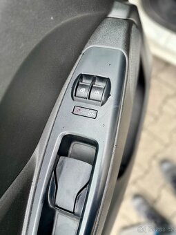 Fiat Doblo Cargo, 1.6 TDI, 2019, 86 085 km - 13