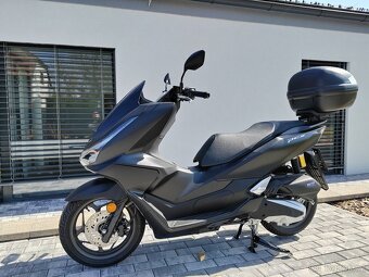 Honda Pcx 125 Dx -ČR 6let záruka BLACK - 13