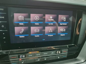 VW Touareg 3,0TDi 4x4 VZDUCH,  KŮŽE, Tažné , r.v.12/2020 DPH - 13