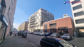 Nebytový prostor - ateliér 52m2 Praha Libeň - 13