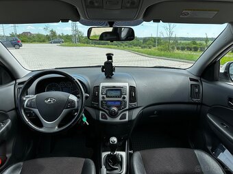 Hyundai i30 CW 1.6 92Kw / 2010 - 13