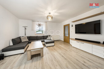 Prodej rodinného domu, 190 m², Nové Dvory - 13