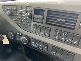 Volvo FH500 - tahač návěsů + hydraulika - 13