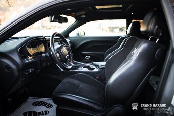 DODGE CHALLENGER SCATPACK SHAKER 6.4 - 13