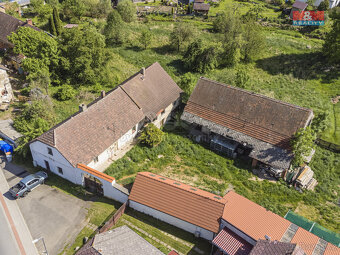 Prodej zemědělské usedlosti, 3980 m², Jesenice - 13