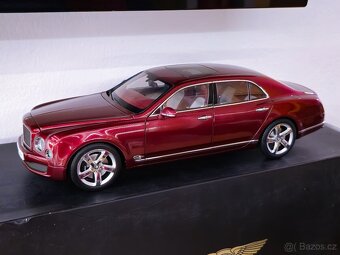 Bentley Mulsanne 1:18 Kyosho - 13