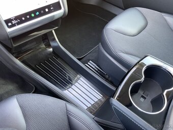 Tesla Model S,  S 85 / Free charging - 13