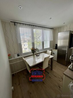 Pronájem moderního bytu 3+1 s balkónem, 86 m2 - České Budějo - 13