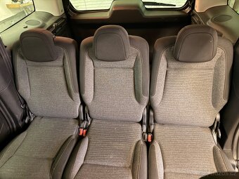 Citroen berlingo 1.6 hdi multispace xtr - 13