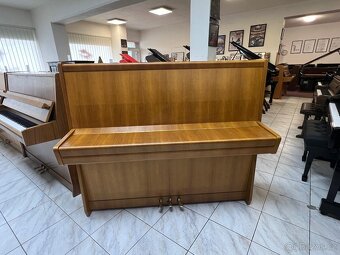 Petrof opera 125 v záruce, první servis. PRODÁNO - 13