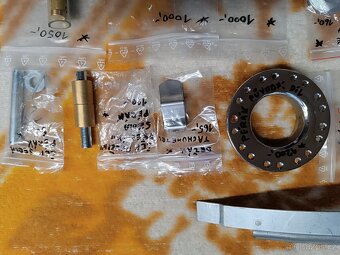 Jawa pérák dily - 13