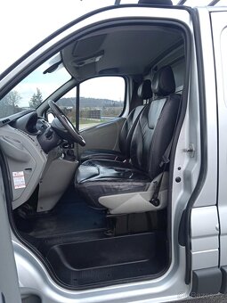 OPEL VIVARO LONG 2,5 CDTI 107kW RV2011 VELKÁ VÝBAVA 1MAJITEL - 13