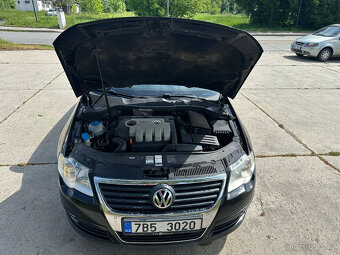 VW Passat Variant 2.0 TDI 103 kW BMP - 13