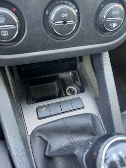 volkswagen golf V - 13