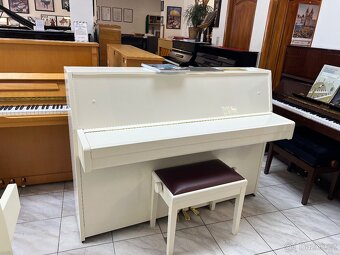 Bílá Yamaha B1 se zárukou 5 let, doprava zdarma. PRODÁNO - 13