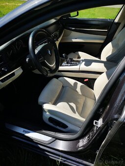 BMW 730 XDrive M Paket – plná výbava - 13
