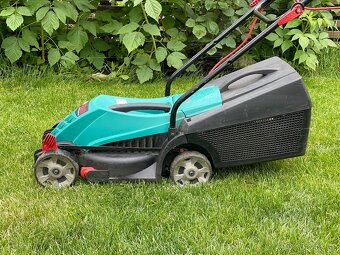 Elektrická sekačka BOSCH Rotak 32 Ergo Flex H - 13