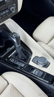 BMW X1 20i xDrive,ČR,Tažné,TOP Výbava - 13