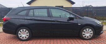 Opel Astra ST kombi 1.6 CDTi 100 kW - po servise za 40tis.Kč - 13