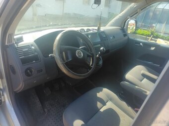 VW Caravelle T 5 - 13