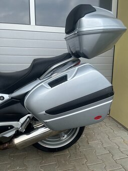 Moto Guzzi Norge 1200 - 13