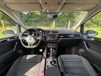 Vw Touran HIGHLINE 2,0TDI 110kw DSG 2015 1.maj 128 265km DPH - 13