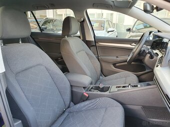 VW Golf 8 Variant 2.0 TDI DSG ACC Virtual - záruka Autodraft - 13