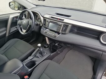 Toyota RAV4 - 13