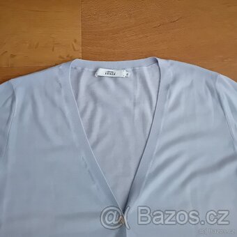 0039 Italy dámský luxusní lehký svetřík vel. S/M 100% vlna - 13