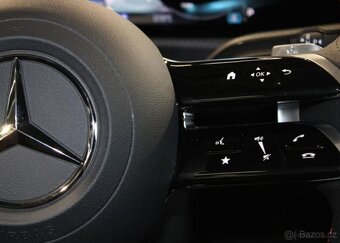 Mercedes-Benz CLA Shooting Brake AMG Line benzín automat - 13