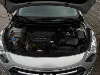Hyundai i30 combi 1.6 88kW Nové v ČR 5/2026 najeto  93 885km - 13