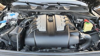 Volkswagen Touareg 3.0 TDI Automat 4X4 r.v. 2017 - 13