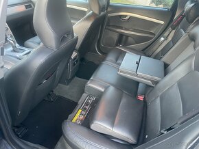 Volvo V70 D4 R-Desing - 13