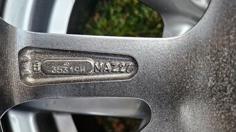 Mazda 3 zimní pneumatiky 205/60R16 elektrony 6,5Jx16 5x114,3 - 13