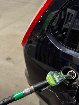 Ford Focus 1.8 92 kW, r.v. 2009, kombi, benzín - 13