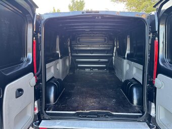 RENAULT TRAFIC 2.0DCI 84KW LONG BLACK EDITION R.V.2013 - 13